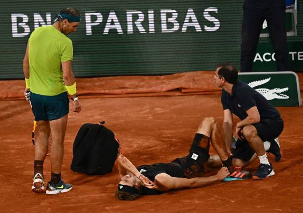 Rafael Nadal Into 14th Roland Garros Final As Alexander Zverev Retires ...