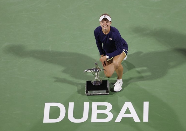 Krejcikova Stuns World No. 1 Swiatek To Win Dubai Title - 10sBalls.com ...